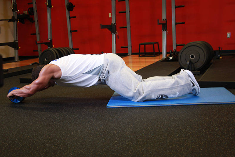 Ab Wheel Rollout start and end position