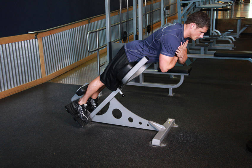 Back Extension (Hyperextension) start and end position