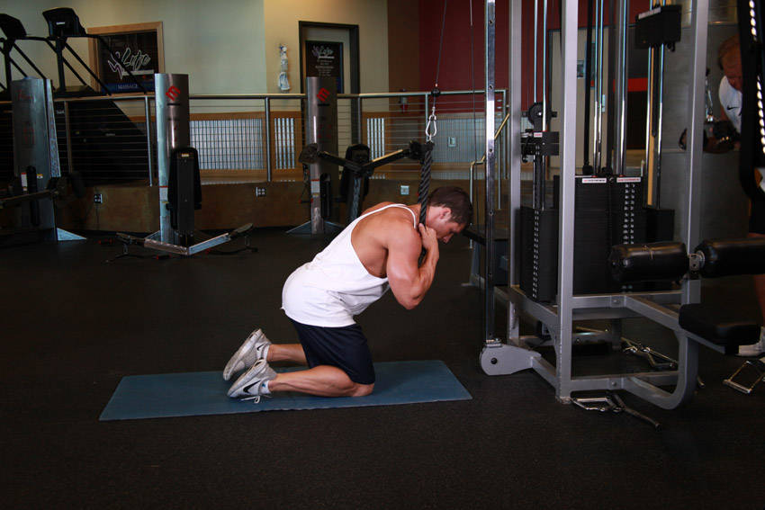 Cable Crunch start and end position