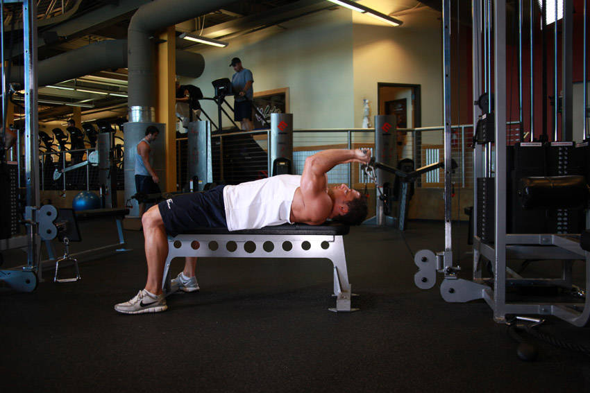 Cable Lying Triceps Extension start and end position