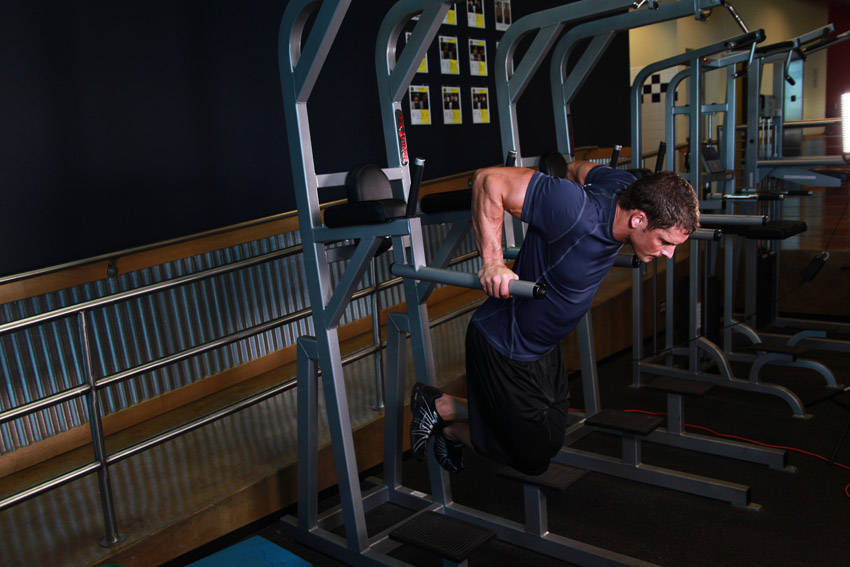 Chest Dip start and end position