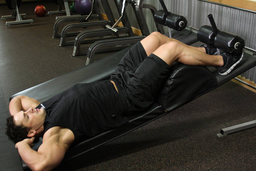 Decline Sit-Up start and end position