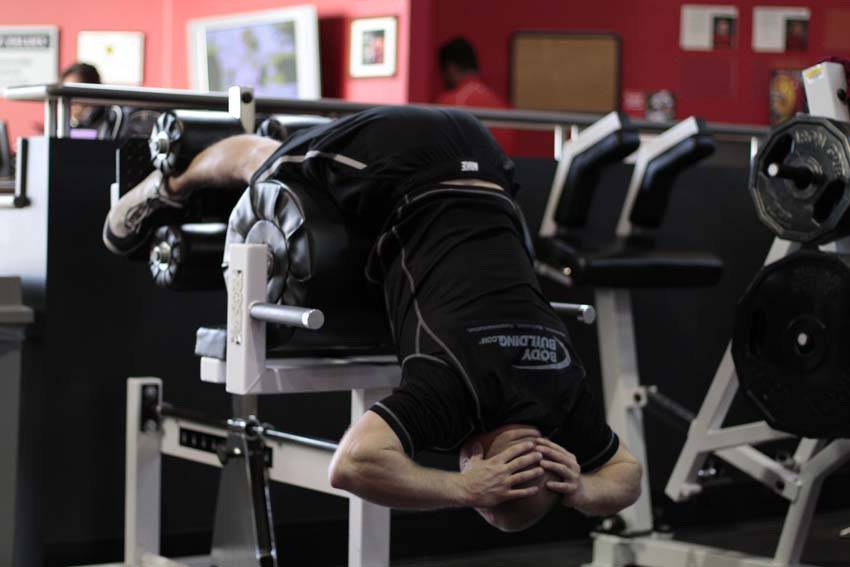 Glute-Ham Raise start and end position