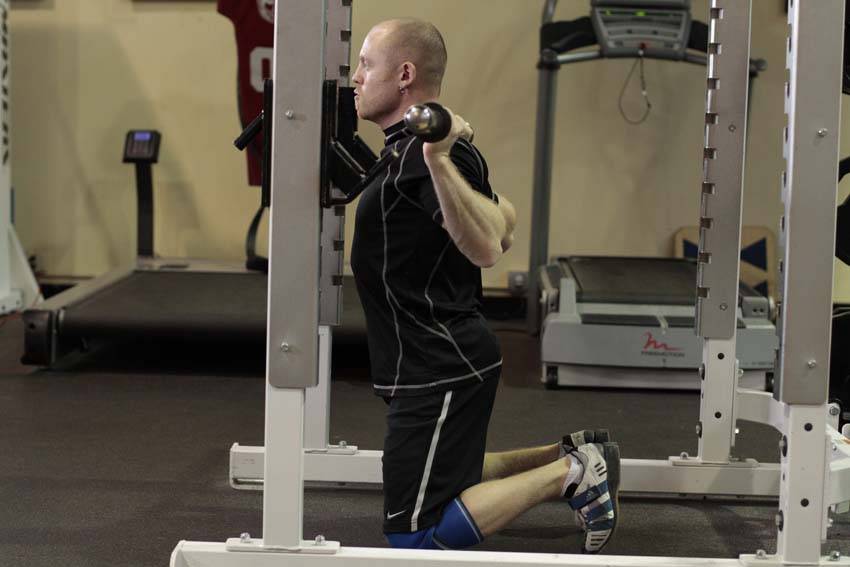 Kneeling Squat start and end position