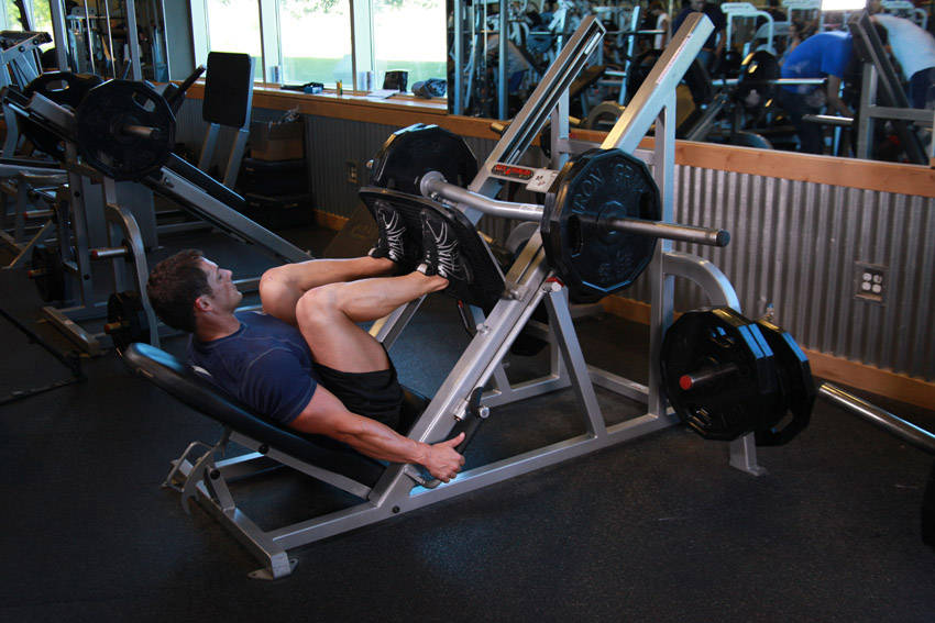 Leg Press hareketi başlangıç ve bitiş pozisyonu
