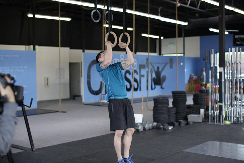 Muscle Up start and end position
