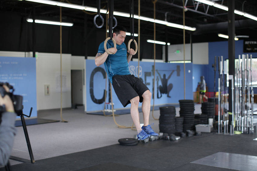 Muscle Up start and end position
