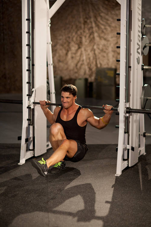 Pistol Squat start and end position