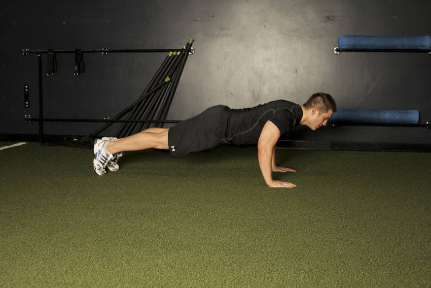 Plyo Push-up start and end position