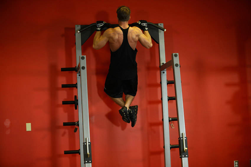 Pull-Up start and end position