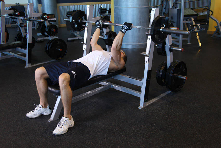 Reverse Triceps Bench Press start and end position