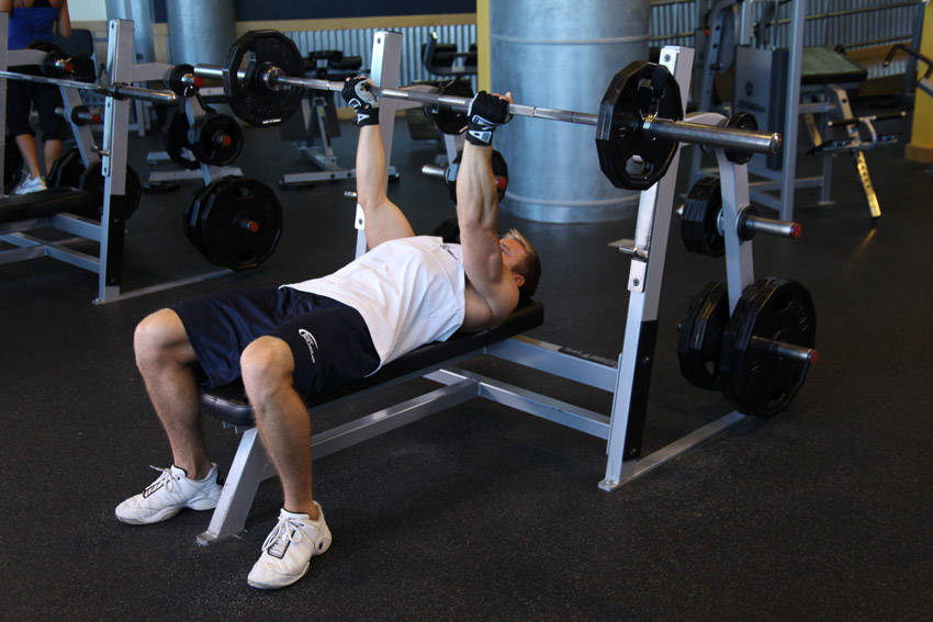 Reverse Triceps Bench Press start and end position