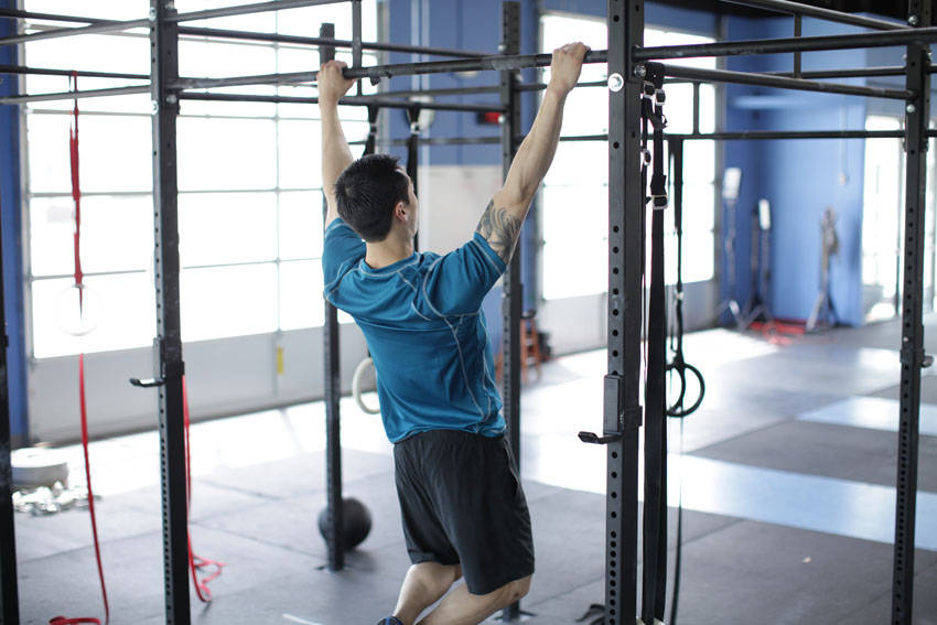 Scapular Pull-Up start and end position